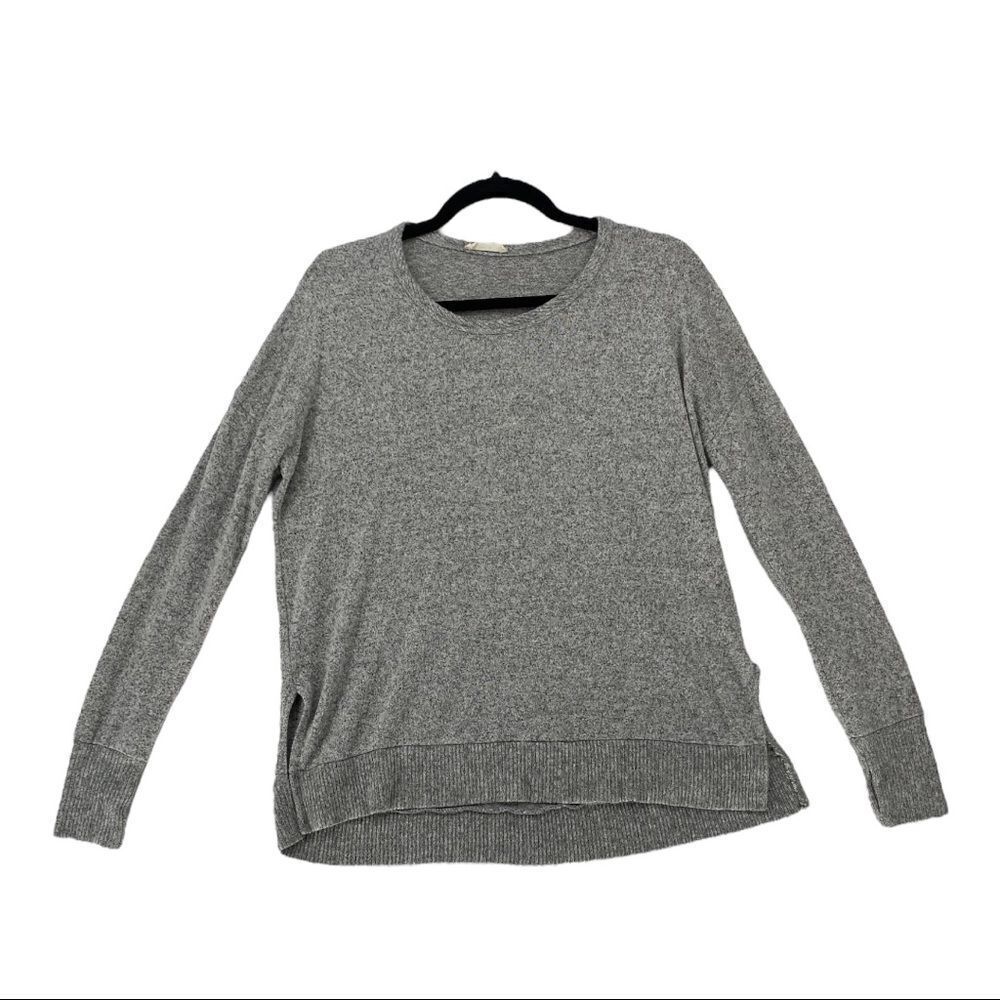 Olivia Rae Small Marled Gray Long Sleeve Sweater